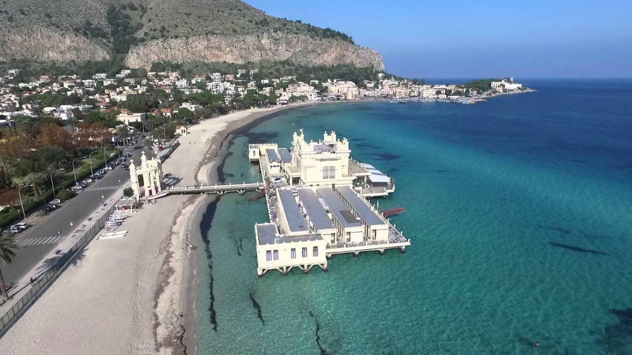 Green House Beach Hotell Mondello Exteriör bild